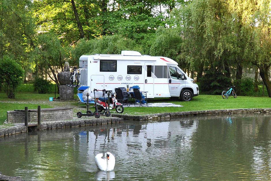 Najem avtodoma Adria C-Series C65 SL